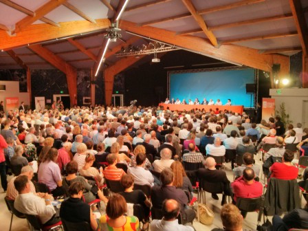 Salle comble au CN du MoDem à Guidel